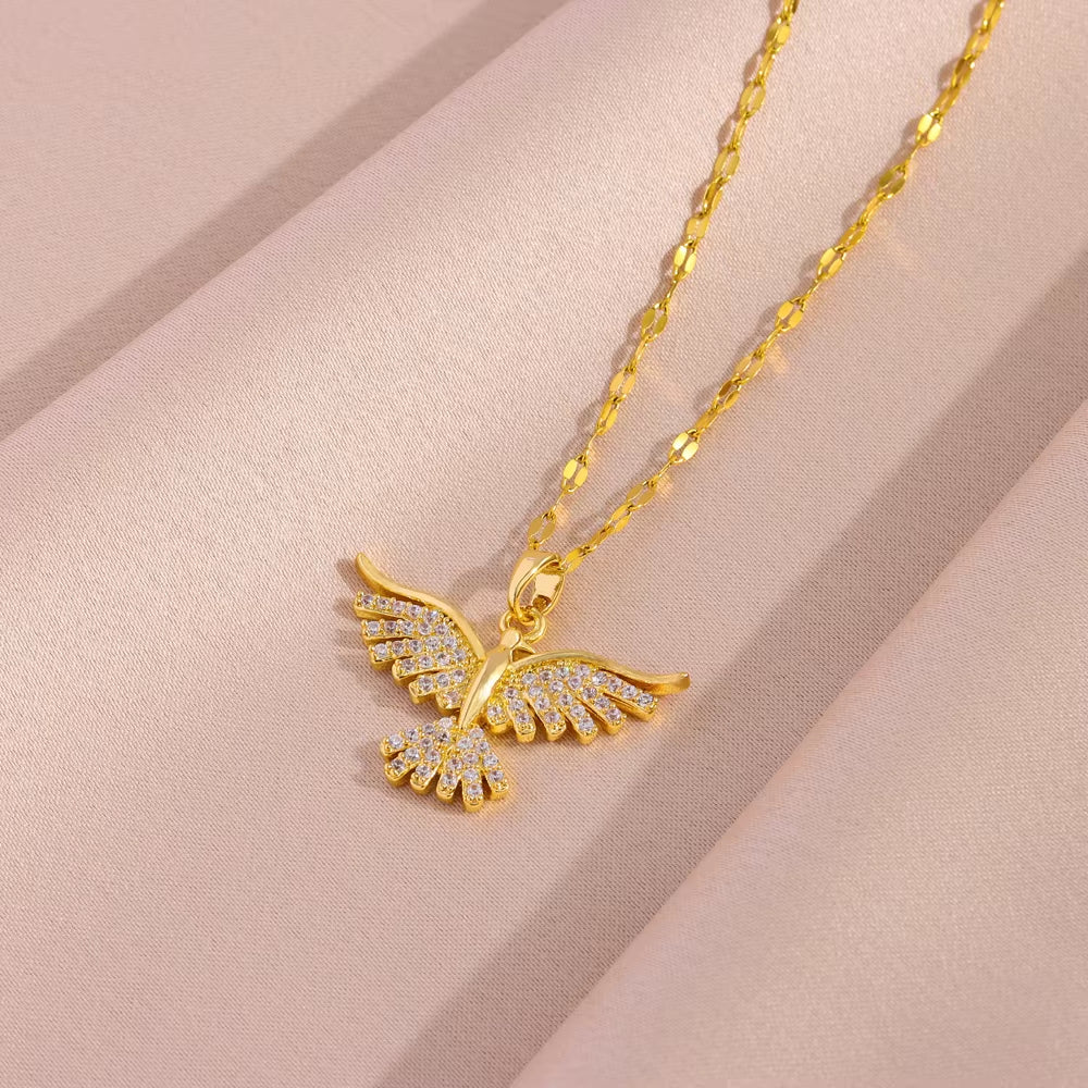 New Sparkly 18K Gold Plated Vintage Phoenix Pendant Necklaces for Women Retro Style Female Daily Wear Stainless Steel Neck Chain